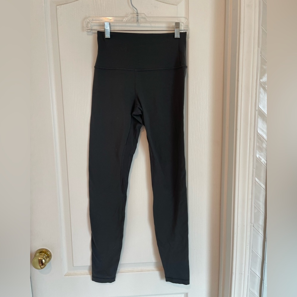 Lulu Align 28 graphite gray